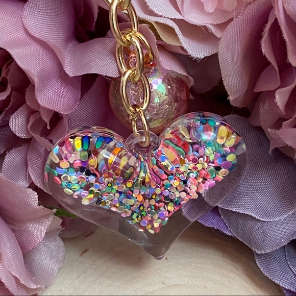 Sparkly Acrylic Glitter Heart with Charm Keychain - Picture 6 of 8